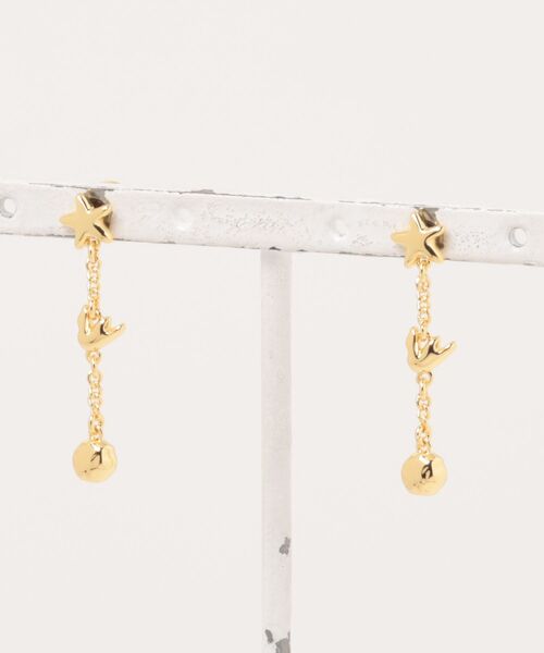 CHARLES & KEITH(チャールズ & キース)の「Orinda オランダ クリスタルドロップピアス(ピアス(両耳用)・レディース・ゴールド/シルバー・FREE)」の4枚目の写真