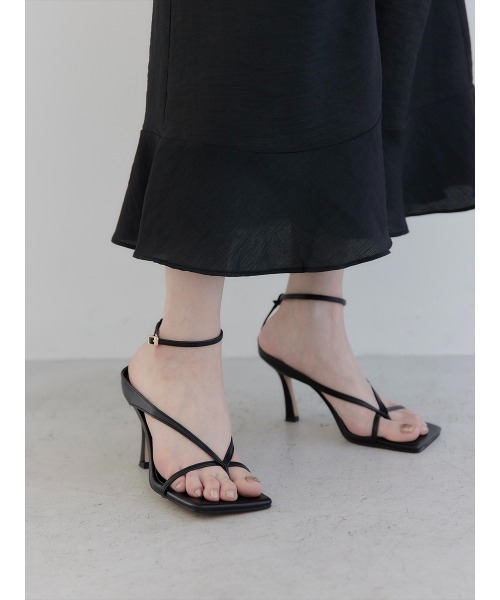 amel(エイメル)の「ナローストラップサンダル(サンダル・レディース・ホワイト/ブラック・23.5cm/24.0cm/23.0cm/24.5cm)」の9枚目の写真