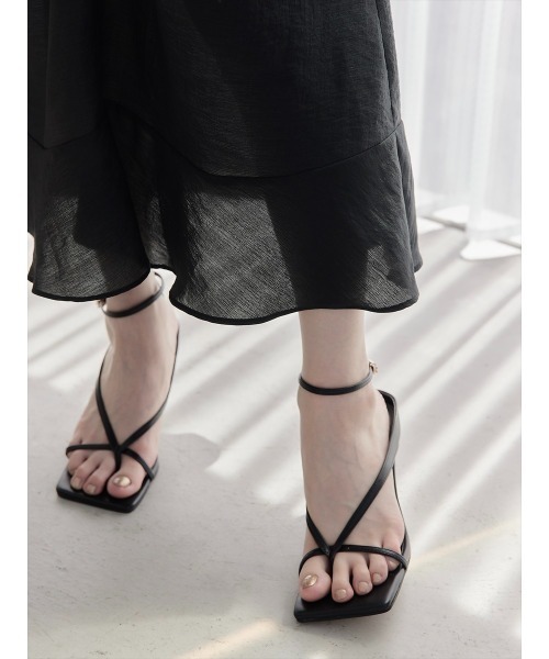 amel(エイメル)の「ナローストラップサンダル(サンダル・レディース・ホワイト/ブラック・23.5cm/24.0cm/23.0cm/24.5cm)」の10枚目の写真