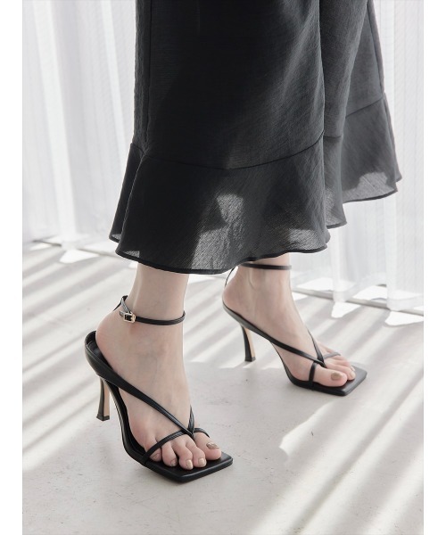 amel(エイメル)の「ナローストラップサンダル(サンダル・レディース・ホワイト/ブラック・23.5cm/24.0cm/23.0cm/24.5cm)」の12枚目の写真