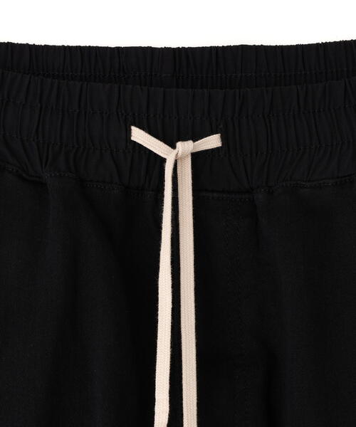 DANKE SCHON（ダンケシェーン）の「DankeSchon/ダンケシェーン/PREMIUM SUPER STRETCH TC BLACK FLAP ZIP CARGO PANTS（カーゴパンツ・メンズ・ブラック・XL/L/M/S）」の6枚目の写真