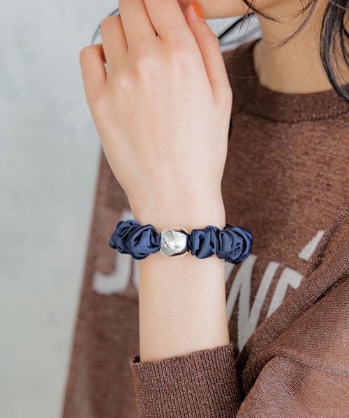 BARNYARDSTORM(バンヤードストーム)の「BARNYARDSTORM / メタルボールシュシュ(シュシュ・レディース・ネイビー/ブラック・FREE)」の1枚目の写真