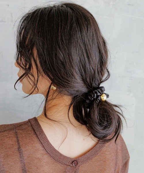 BARNYARDSTORM(バンヤードストーム)の「BARNYARDSTORM / メタルボールシュシュ(シュシュ・レディース・ネイビー/ブラック・FREE)」の2枚目の写真