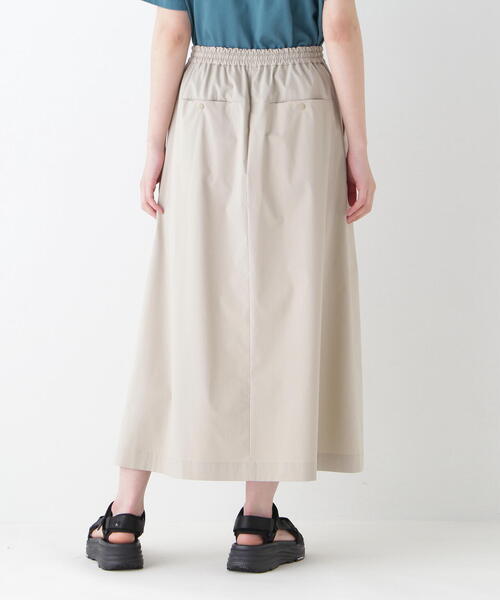 human woman（ヒューマンウーマン）の「◆【撥水・ストレッチ】コットンポリエステルウェザードローストリングタックスカート（スカート・レディース・グレー系その他/ベージュ系その他2・MEDIUM）」の8枚目の写真