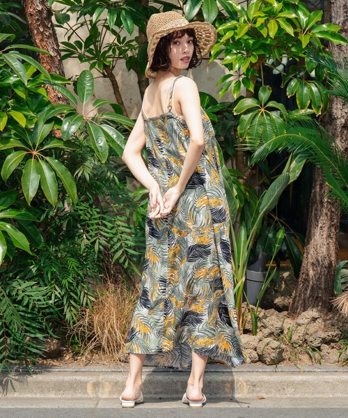 anap mimpi(アナップミンピ)の「ボタニカル柄 レーヨン フレア キャミ ロング ワンピース(ワンピース・レディース・グリーン/ブラック・FREE)」の5枚目の写真