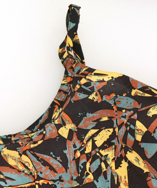 anap mimpi(アナップミンピ)の「ボタニカル柄 レーヨン フレア キャミ ロング ワンピース(ワンピース・レディース・グリーン/ブラック・FREE)」の9枚目の写真