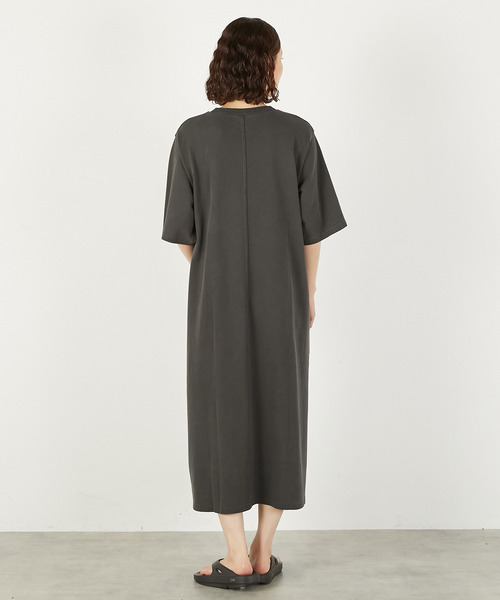 【新品】The shop Amel ケープ付きワンピース ✧アンタイトル ロペ 新品】The shop Amel ケープ付きワンピース ✧アンタイトル ロペ