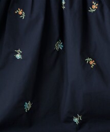 Afternoon Tea（アフタヌーンティー）の「刺繍切替ブラウス/MAISON 
