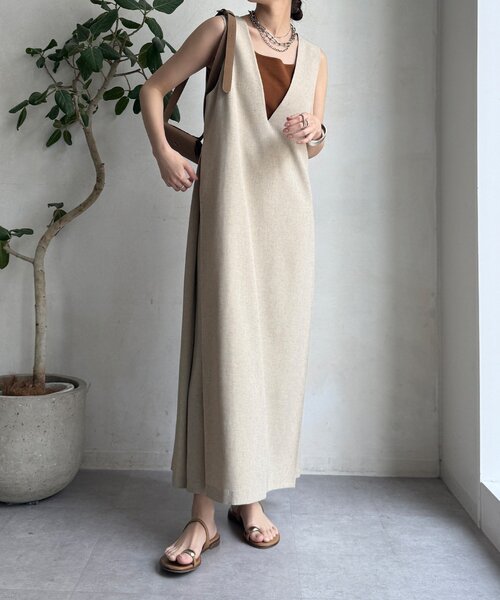 DouDou（ドゥドゥ）の「【WEB限定】リネン混深Vジャンスカ（ワンピース・レディース・ベージュ/ブラック・FREE）」の12枚目の写真