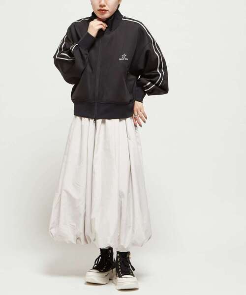 コンバース　トウキョウ　ジャージ SIDE LINE SHORT TRACK JACKET(WOMEN'S)（ジャージ）｜CONVERSE
