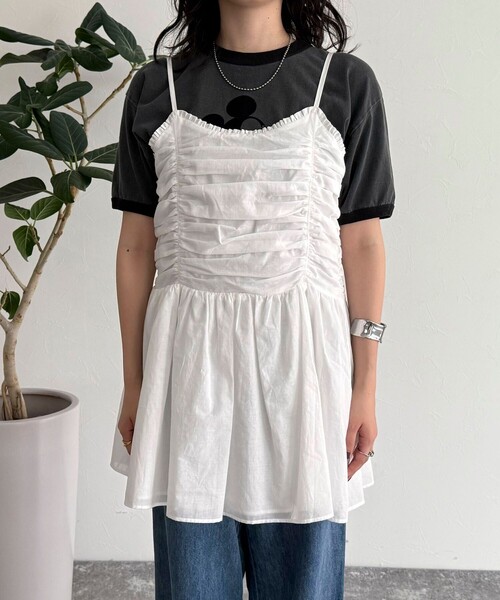 fredy emue(フレディエミュ)の「ギャザーキャミソールビスチェ(キャミソール・レディース・ブラック/オフホワイト・38)」の22枚目の写真