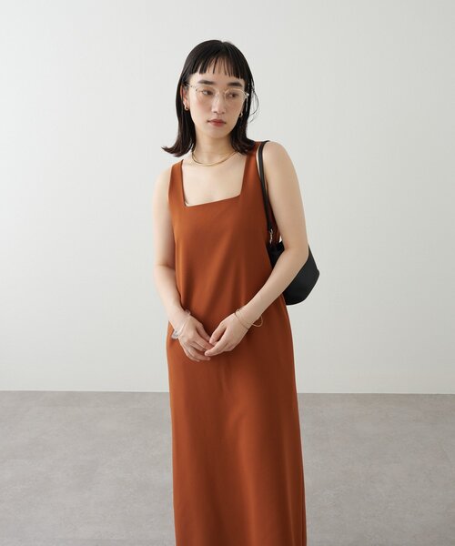 Omekashi（オメカシ）の「スクエアノースリワンピース（ワンピース・レディース・キャメル/ブラック・38/36）」の18枚目の写真