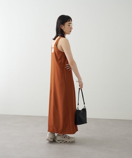 Omekashi（オメカシ）の「スクエアノースリワンピース（ワンピース・レディース・キャメル/ブラック・38/36）」の22枚目の写真