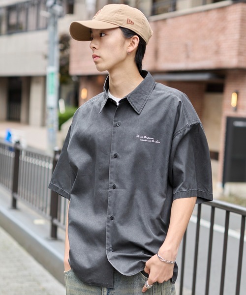 WEGO（ウィゴー）の「WEGO/ピグメントDRYシャツ（シャツ/ブラウス・メンズ・ブラウン系その他/グレー系その他・MEDIUM/LARGE）」の10枚目の写真