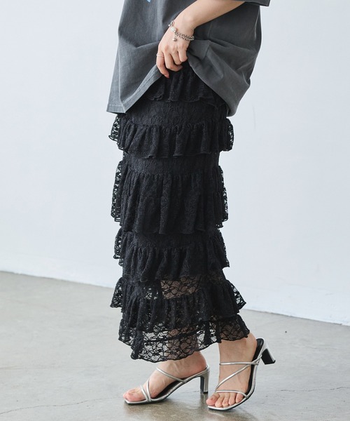 LAVEANGE（ラビアンジェ）の「フリルナロースカート（スカート・レディース・ブラック/オフホワイト・LL/3L/4L/5L/M）」の6枚目の写真