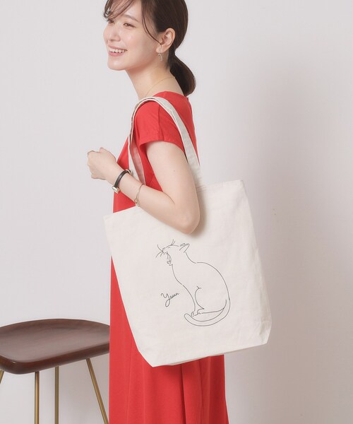 ITS'DEMO(イッツデモ)の「【A4対応】グラフィックトート(トートバッグ・レディース・アイボリー系4/アイボリー系3/ブラック/アイボリー/アイボリー系7/アイボリー系/アイボリー系6/アイボリー系5・00)」の17枚目の写真