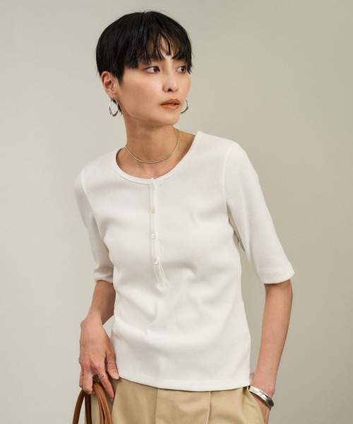 SALON adam et rope'(サロン アダム エ ロペ)の「【WEB限定】プリマベールリブヘンリーネックTシャツ(Tシャツ/カットソー・レディース・チャコールグレー/ブラック/オフホワイト・FREE)」の22枚目の写真