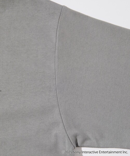 FREAK'S STORE（フリークスストア）の「PlayStation LOGO TEE / プレイステーションロゴ プリントTシャツ（Tシャツ/カットソー・メンズ・ホワイト/グレー/チャコールグレー・MEDIUM/LARGE）」の8枚目の写真