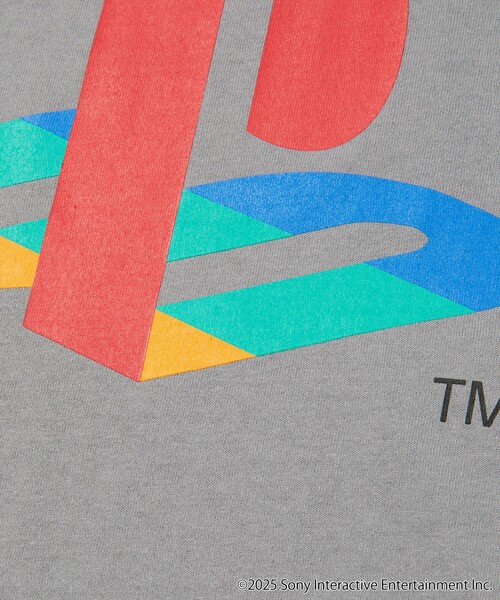 FREAK'S STORE（フリークスストア）の「PlayStation LOGO TEE / プレイステーションロゴ プリントTシャツ（Tシャツ/カットソー・メンズ・ホワイト/グレー/チャコールグレー・MEDIUM/LARGE）」の14枚目の写真