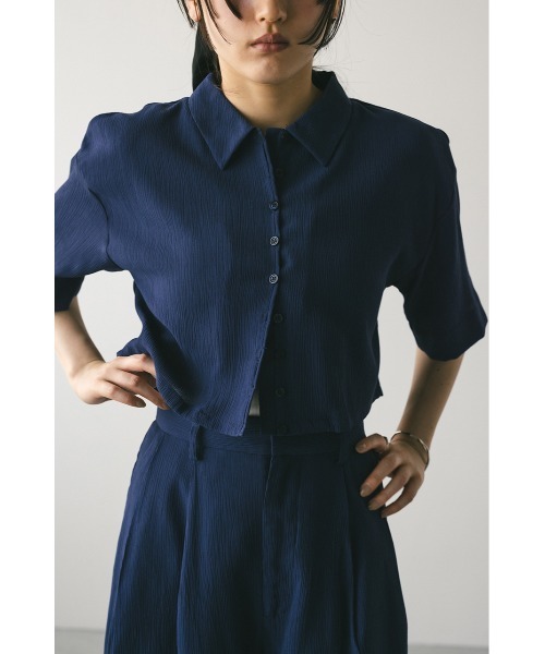 Back Open Washer Shirt — рубашка с открытой спиной и мойкой ткани