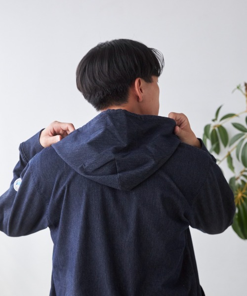 YANUK（ヤヌーク）の「DENIT フーディー（パーカー・メンズ・インディゴブルー・M/S）」の3枚目の写真