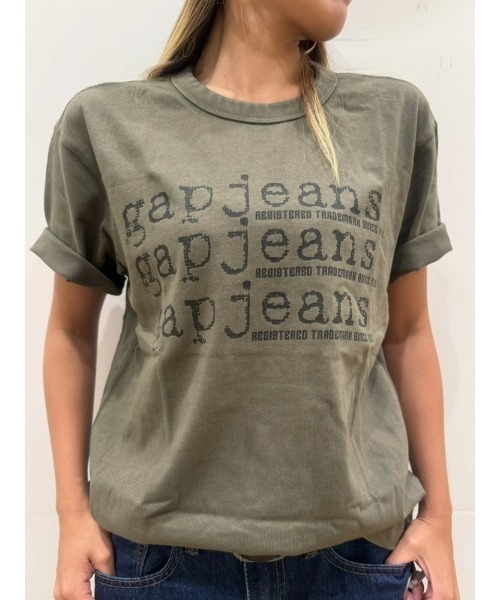 GAP(ギャップ)の「ヘビーウェイト デニム GAPロゴ クロップドTシャツ(Tシャツ/カットソー・メンズ・ブルー/ブラック/カーキ・XS/S/M/L/XL)」の2枚目の写真