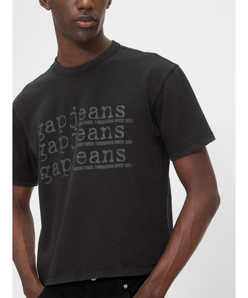GAP(ギャップ)の「ヘビーウェイト デニム GAPロゴ クロップドTシャツ(Tシャツ/カットソー・メンズ・ブルー/ブラック/カーキ・XS/S/M/L/XL)」の1枚目の写真