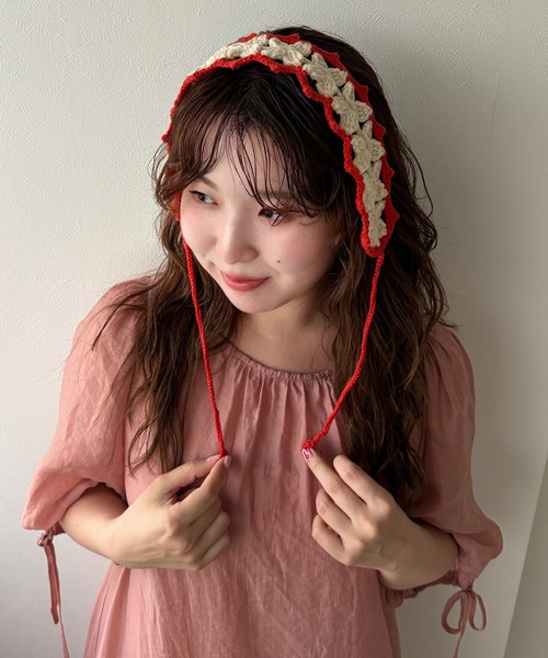 kutir(クティール)の「kutirlune/手編み風バイカラーバブーシュカ ヘアバンド ヘッドドレス(ヘアバンド・レディース・ブラウン系/レッド系・FREE)」の10枚目の写真
