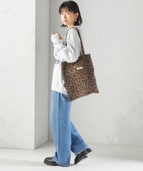 upperhights（アッパーハイツ）の「upper hights:THE NIECE MIDRISE（デニムパンツ・レディース・ブラウン/ブルー・SMALL/MEDIUM）」の15枚目の写真