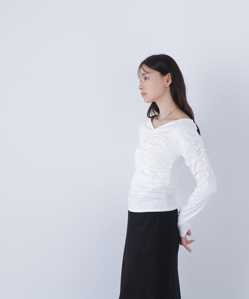 NATURAL BEAUTY BASIC（ナチュラルビューティーベーシック）の「◇ギャザーカットソー（Tシャツ/カットソー・レディース・ピンク/オフホワイト/ブラック・FREE）」の9枚目の写真