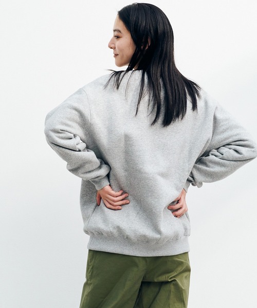 KELTY(ケルティ)の「KELTY/ケルティ ミニロゴクルーネックスウェット(スウェット・メンズ・ブラック/ホワイト/ネイビー/ヘザーグレー・XL/L/M)」の7枚目の写真