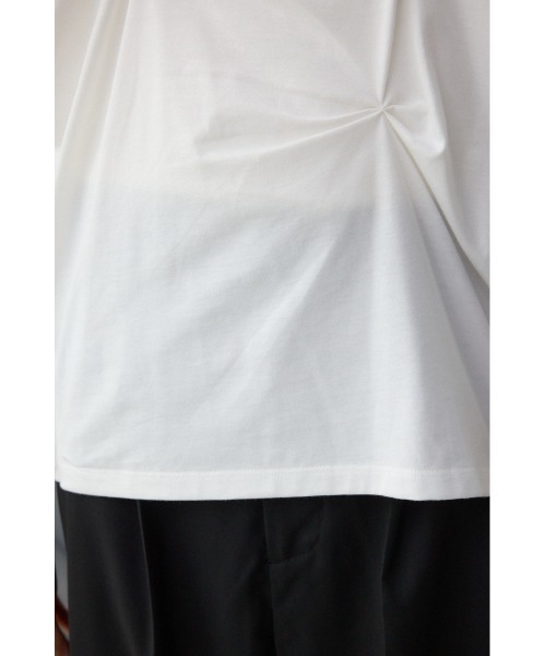 AZUL by moussy(アズールバイマウジー)の「ドルマンタックトップス(Tシャツ/カットソー・レディース・ライトグレー/オフホワイト/チャコールグレー・FREE)」の13枚目の写真