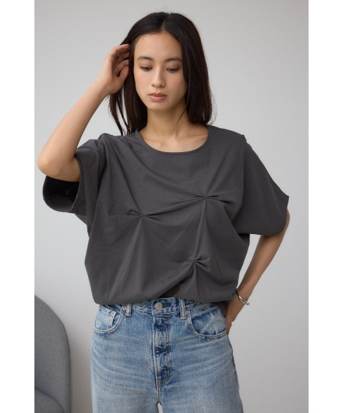AZUL by moussy(アズールバイマウジー)の「ドルマンタックトップス(Tシャツ/カットソー・レディース・ライトグレー/オフホワイト/チャコールグレー・FREE)」の15枚目の写真