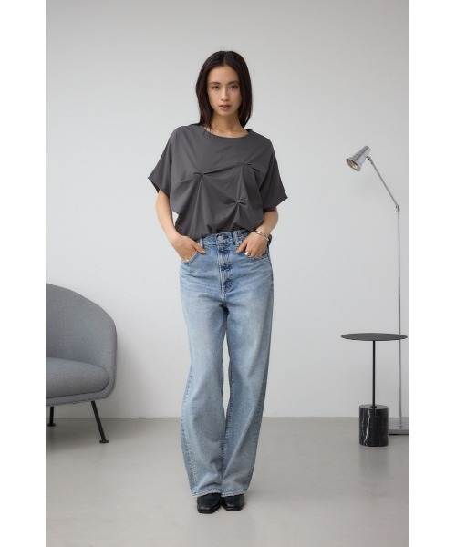AZUL by moussy(アズールバイマウジー)の「ドルマンタックトップス(Tシャツ/カットソー・レディース・ライトグレー/オフホワイト/チャコールグレー・FREE)」の16枚目の写真