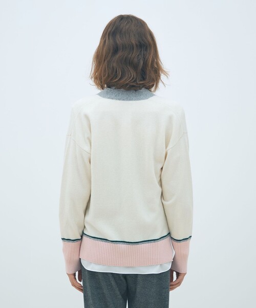 MACPHEE（マカフィー）の「NZ LAMBS Vネックカーディガン（カーディガン/ボレロ・レディース・ライトベージュ/ライトイエロー/ネイビー/ホワイト系その他/ブラック/グレー系その他・S）」の11枚目の写真