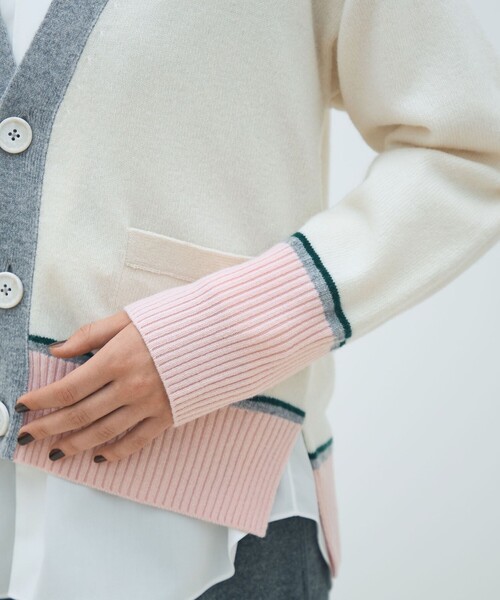 MACPHEE（マカフィー）の「NZ LAMBS Vネックカーディガン（カーディガン/ボレロ・レディース・ライトベージュ/ライトイエロー/ネイビー/ホワイト系その他/ブラック/グレー系その他・S）」の13枚目の写真