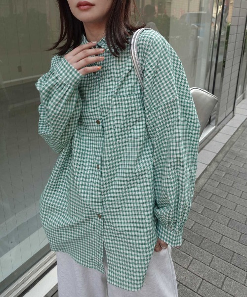 Lots of Love(ロッツオブラブ)の「ドットボタンチェックシャツ(シャツ/ブラウス・レディース・マスタード/ブラック/ブルー/レッド/グリーン・M)」の3枚目の写真