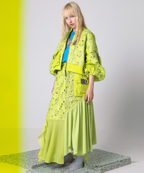 AULA AILA（アウラアイラ）の「レースMA-1ブルゾン（ブルゾン・レディース・イエロー×グリーン/ブラック/ライトカーキ・0）」の11枚目の写真