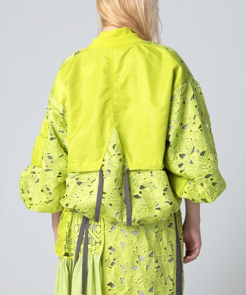 AULA AILA（アウラアイラ）の「レースMA-1ブルゾン（ブルゾン・レディース・イエロー×グリーン/ブラック/ライトカーキ・0）」の8枚目の写真