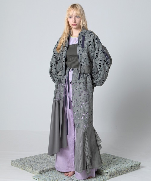 AULA AILA（アウラアイラ）の「レースMA-1ブルゾン（ブルゾン・レディース・イエロー×グリーン/ブラック/ライトカーキ・0）」の16枚目の写真