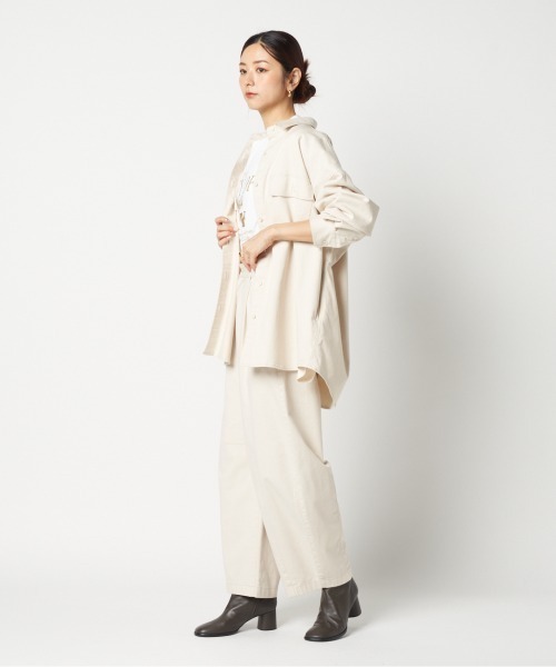 HELIOPOLE(エリオポール)の「COTTON TWILL CURVY TUCK PANTS(その他パンツ・レディース・アイボリー/キャメル/チャコールグレー・36/38)」の19枚目の写真