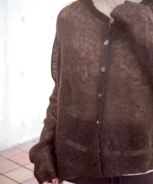 LAULEN(ローレン)の「compact sheer knit cardigan /コンパクトシアーニットカーディガン(カーディガン/ボレロ・レディース・グレー/ブラウン/ネイビー・FREE)」の22枚目の写真