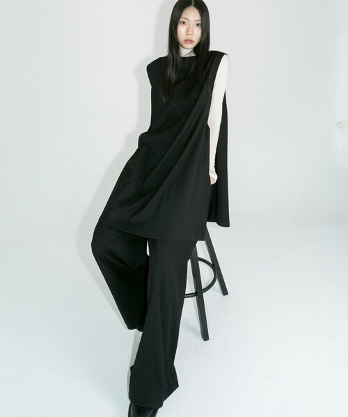 Bshop（ビショップ）の「eunoia | サイドオープン ロングベスト WOMEN（ベスト・レディース・ブラック・ONE）」の11枚目の写真