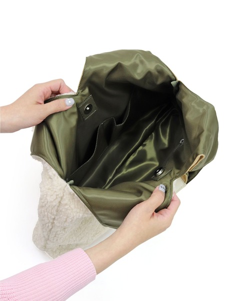 COLDE （コルデ）の「ボア×キルティングナイロントートバッグ（トートバッグ・レディース・アイボリー/チャコールグレー/ブラウン・FREE）」の11枚目の写真