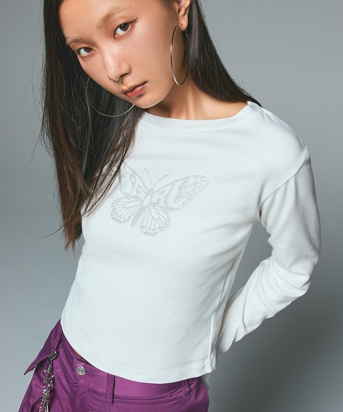 X-girl(エックスガール)の「BUTTERFLY FOAM PRINT L/S BABY TEE(Tシャツ/カットソー・レディース・グレー/ホワイト/チャコール・ONE SIZE)」の2枚目の写真
