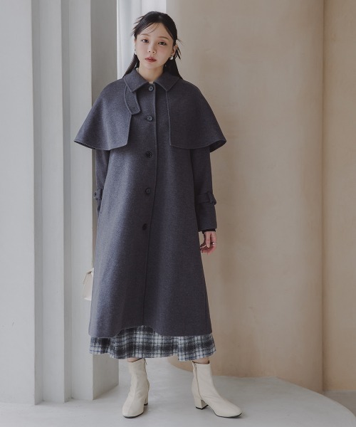 Petitjo(プッチージョ)の「小さいサイズ ケープ付ロングコート 低身長さん・小柄女性(トレンチコート・レディース・モカ/チャコールグレー・M-L/XS-S)」の20枚目の写真