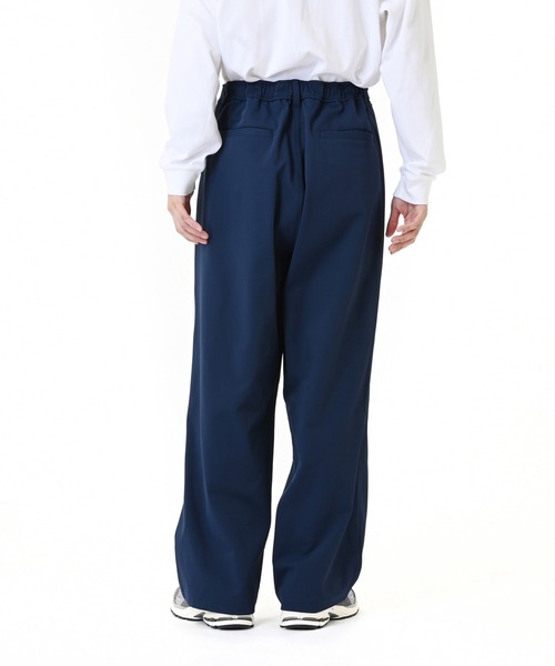 NEW BALANCE(ニューバランス)の「タックパンツ(その他パンツ・メンズ・ネイビー/グレー・SMALL/MEDIUM/LARGE/X-LARGE/XX-LARGE)」の3枚目の写真