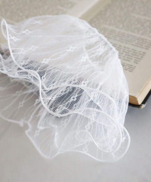 LEPSIM(レプシィム)の「カフスシュシュ 593604(シュシュ・レディース・ブラック/オフホワイト・ONE SIZE)」の13枚目の写真