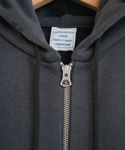 LOOPWHEELER（ループウィラー）の「LOOPWHEELER × LOWERCASE for EDIFICE ライトツリウラケ ジップパーカー（パーカー・メンズ・チャコールグレー/ブラウン/アイボリー・X-LARGE/LARGE/MEDIUM/SMALL）」の5枚目の写真