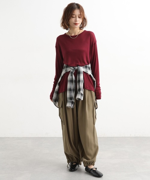 studio CLIP(スタディオクリップ)の「フィブリルツイルカーゴパンツ(その他パンツ・レディース・アイボリー/モカ/ネイビー・FREE)」の5枚目の写真